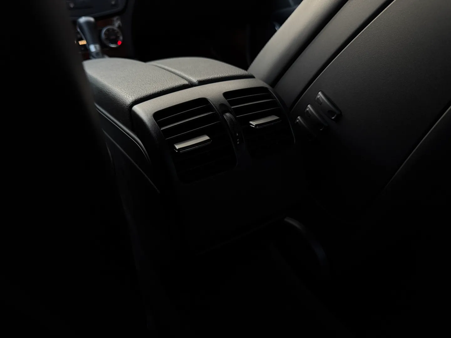 Mercedes Benz C63 AMG — photo 85