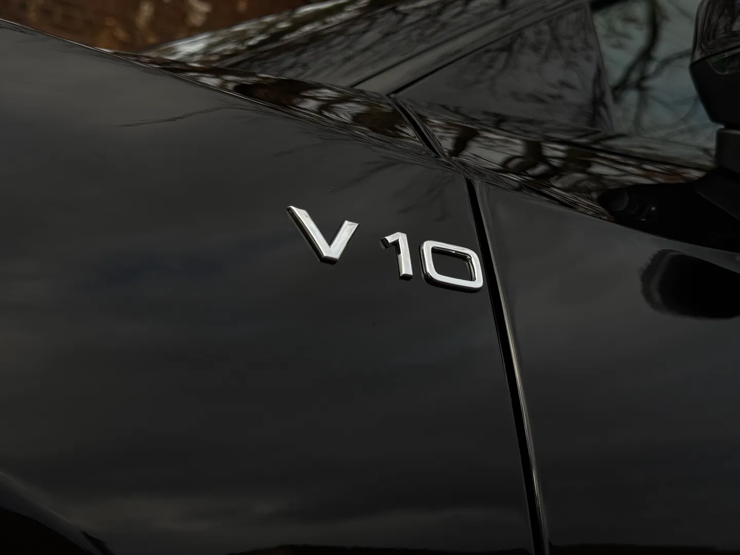Audi R8 V10 Quattro Coupe — photo 20