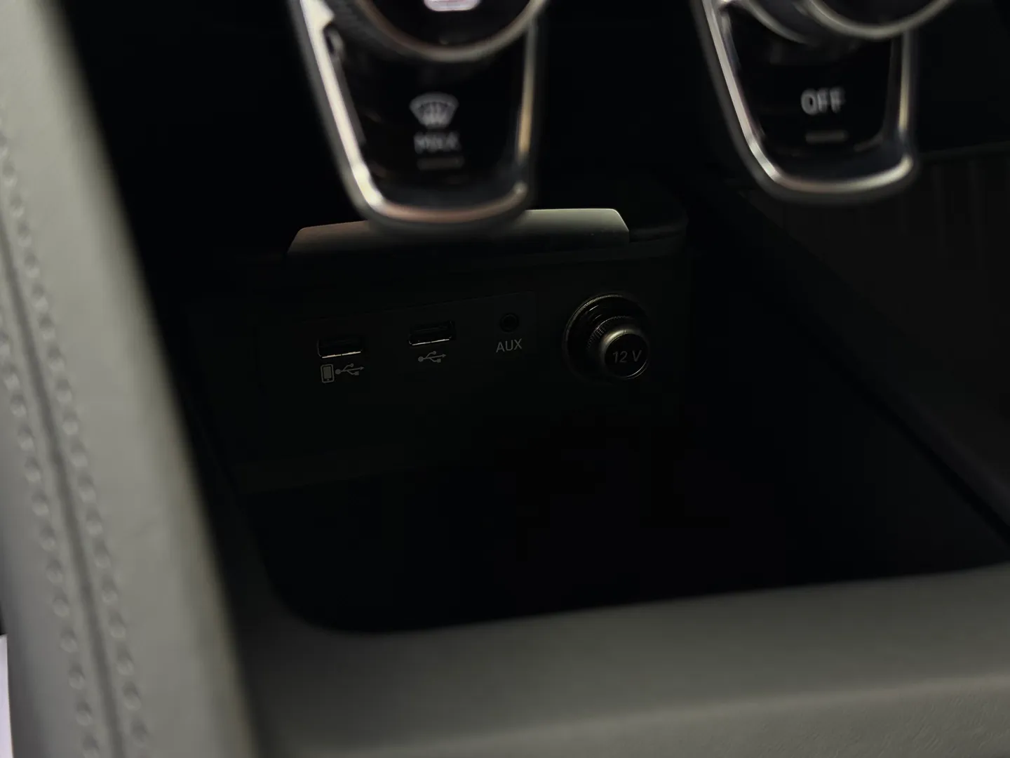 Audi R8 V10 Quattro Coupe — photo 55