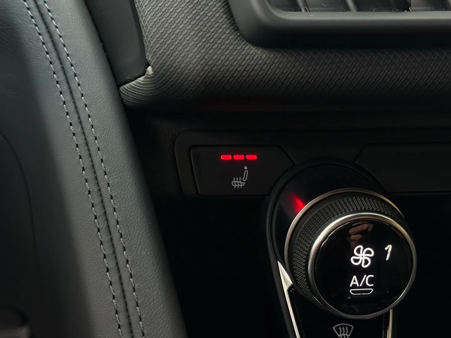 Audi R8 V10 Quattro Coupe — photo 57