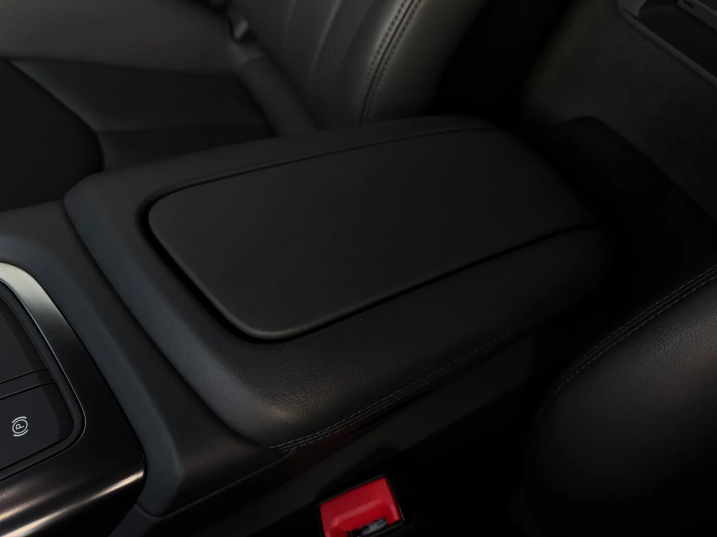 Audi R8 V10 Quattro Coupe — photo 66