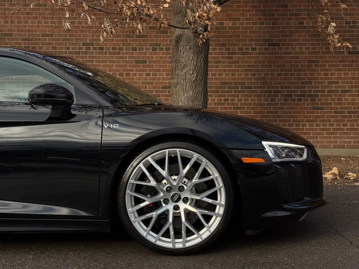 Audi R8 V10 Quattro Coupe — photo 89