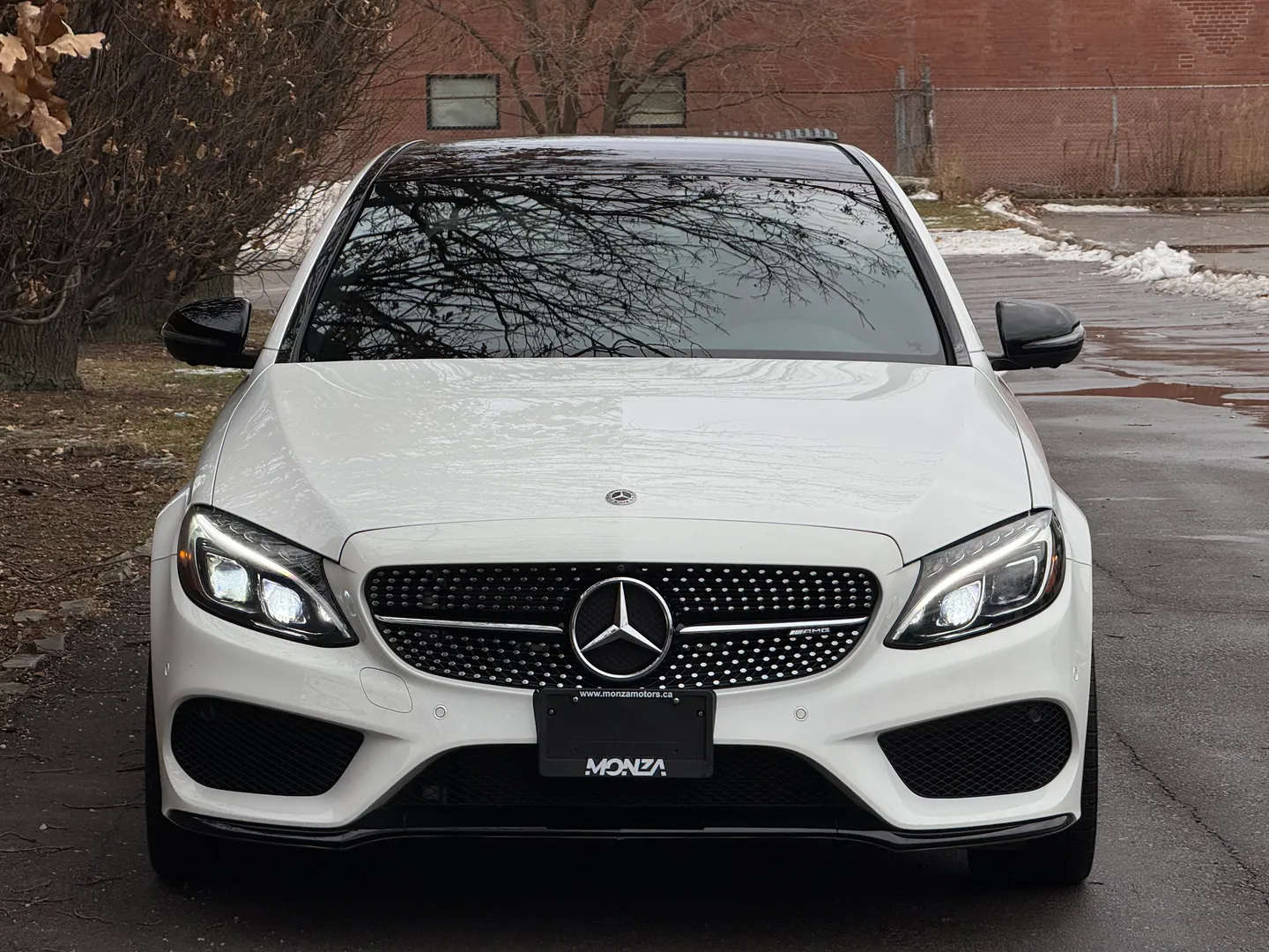 Mercedes Benz C43 AMG Sedan — photo 3