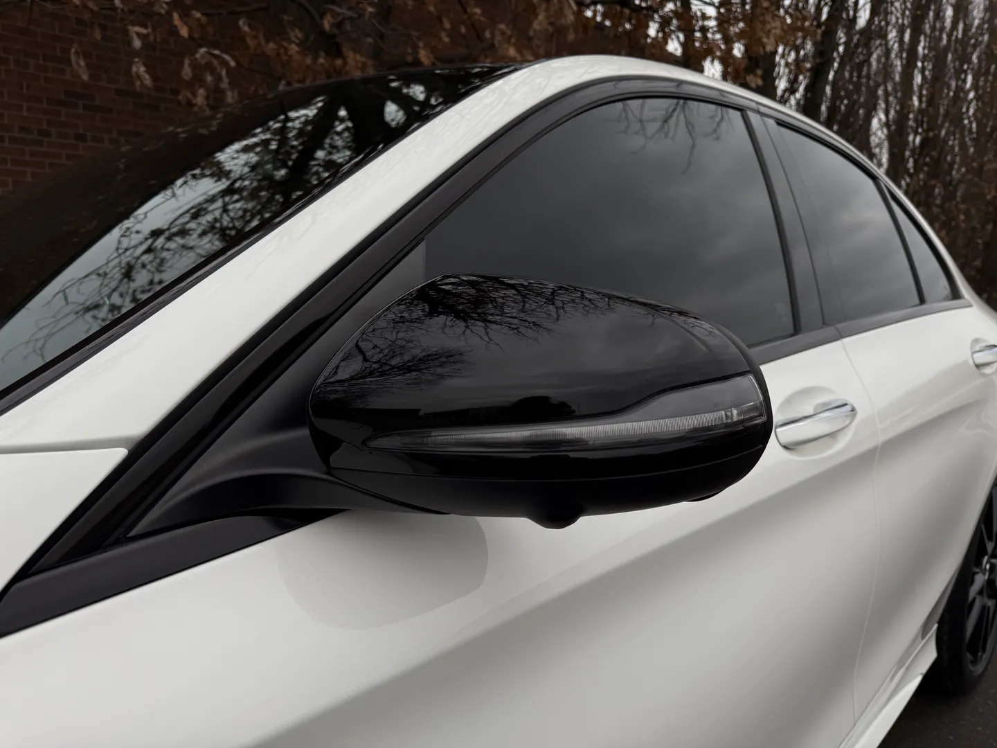 Mercedes Benz C43 AMG Sedan — photo 18