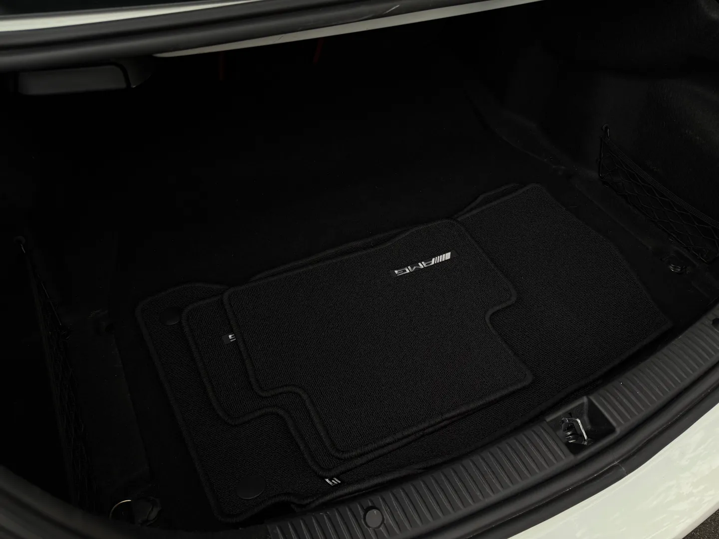 Mercedes Benz C43 AMG Sedan — photo 30