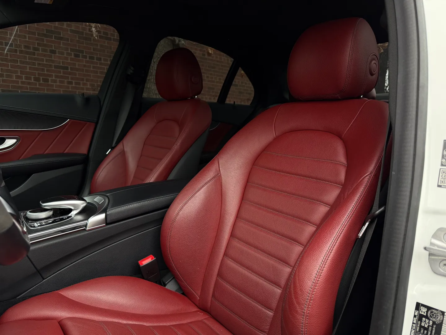 Mercedes Benz C43 AMG Sedan — photo 39