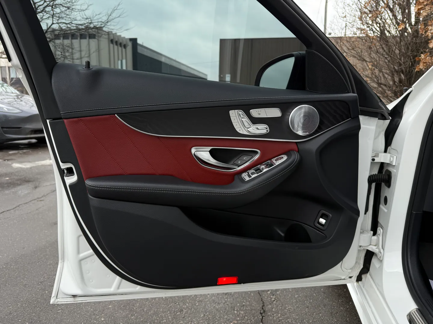 Mercedes Benz C43 AMG Sedan — photo 41
