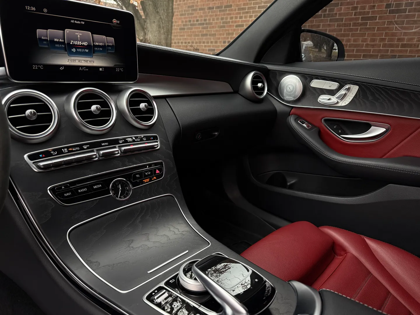 Mercedes Benz C43 AMG Sedan — photo 45
