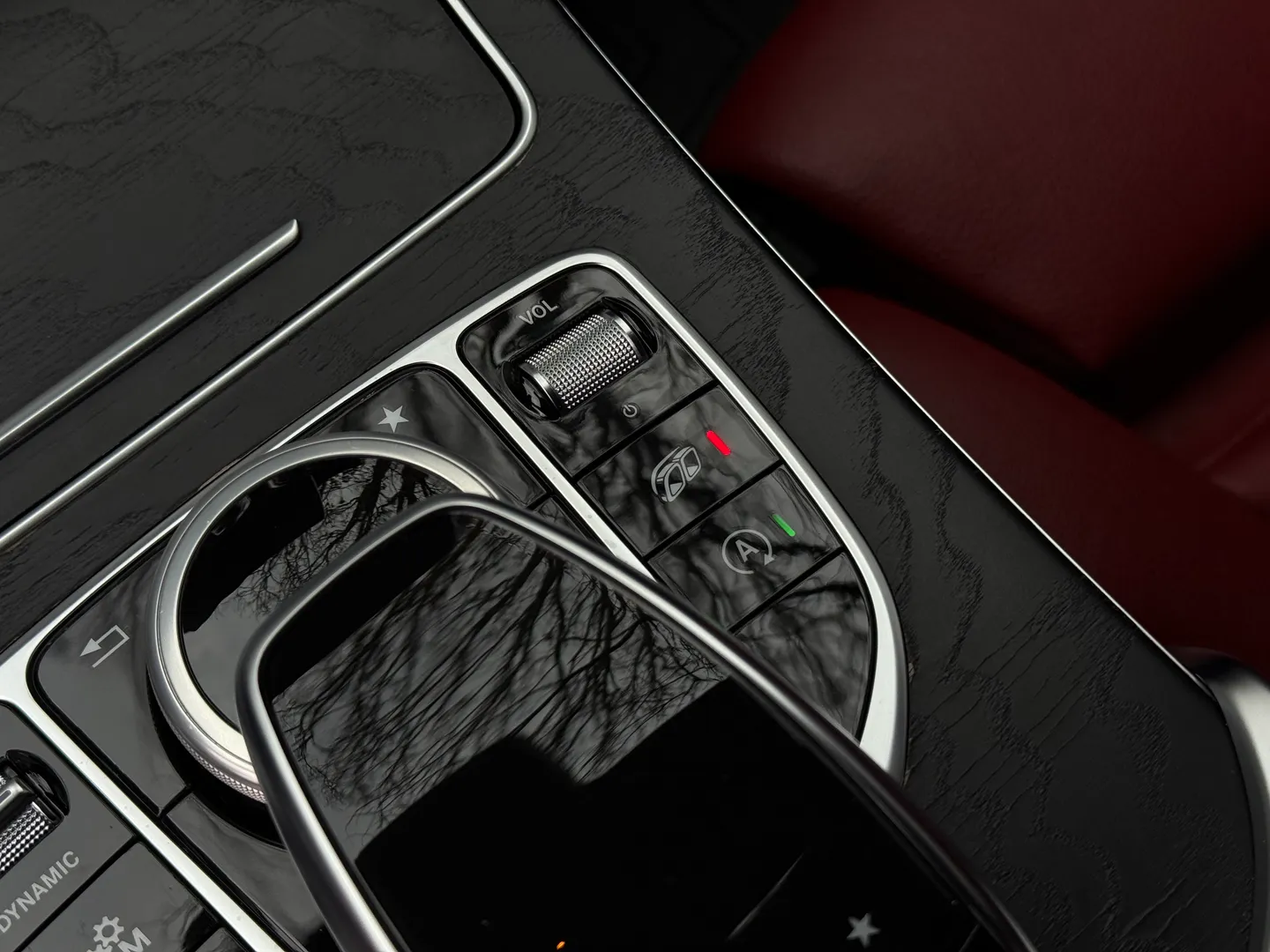 Mercedes Benz C43 AMG Sedan — photo 49