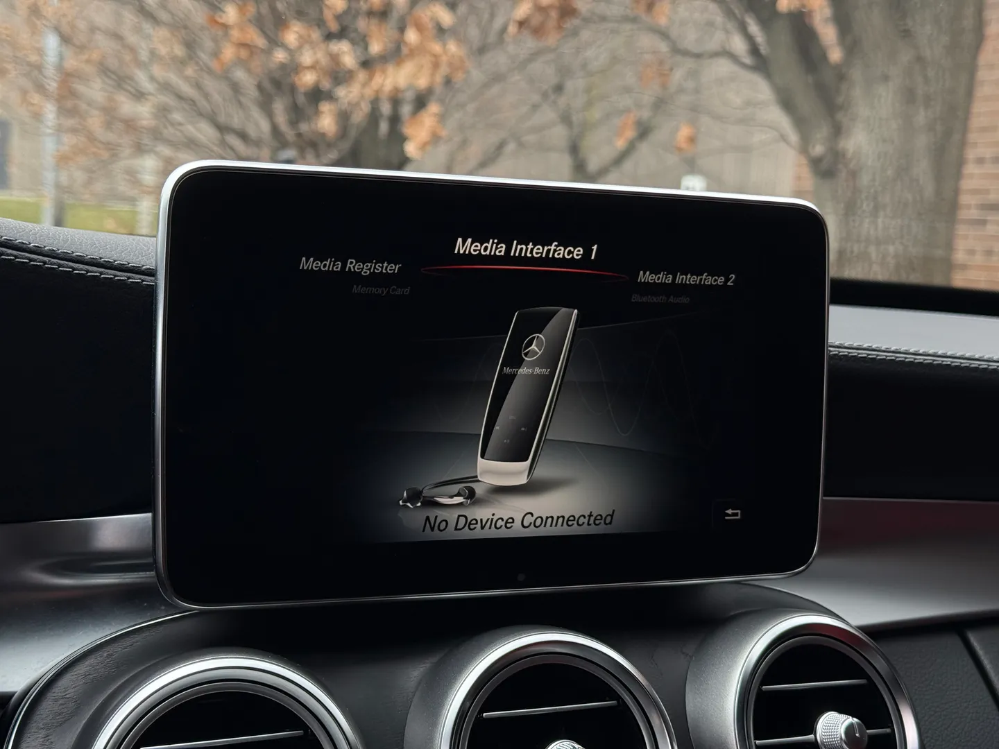 Mercedes Benz C43 AMG Sedan — photo 59