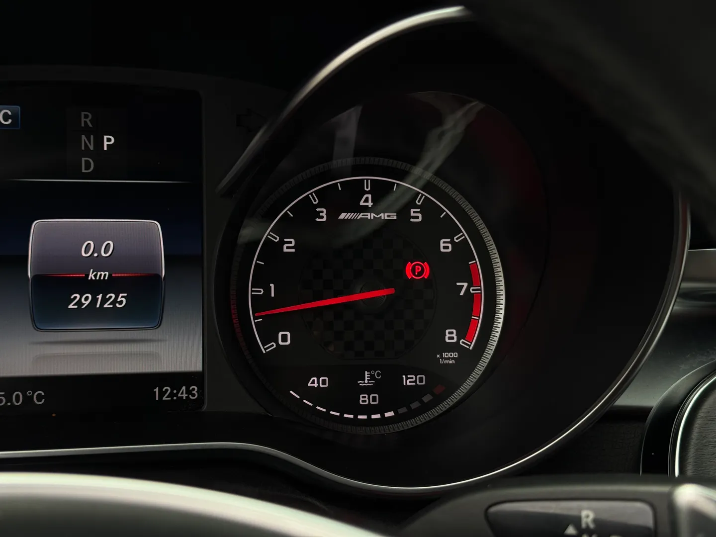Mercedes Benz C43 AMG Sedan — photo 81