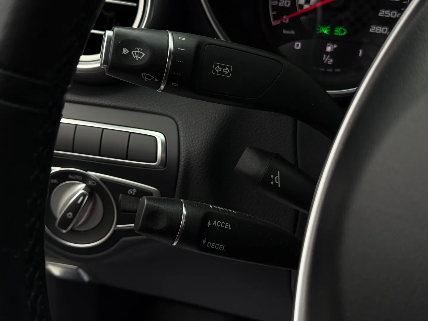 Mercedes Benz C43 AMG Sedan — photo 83
