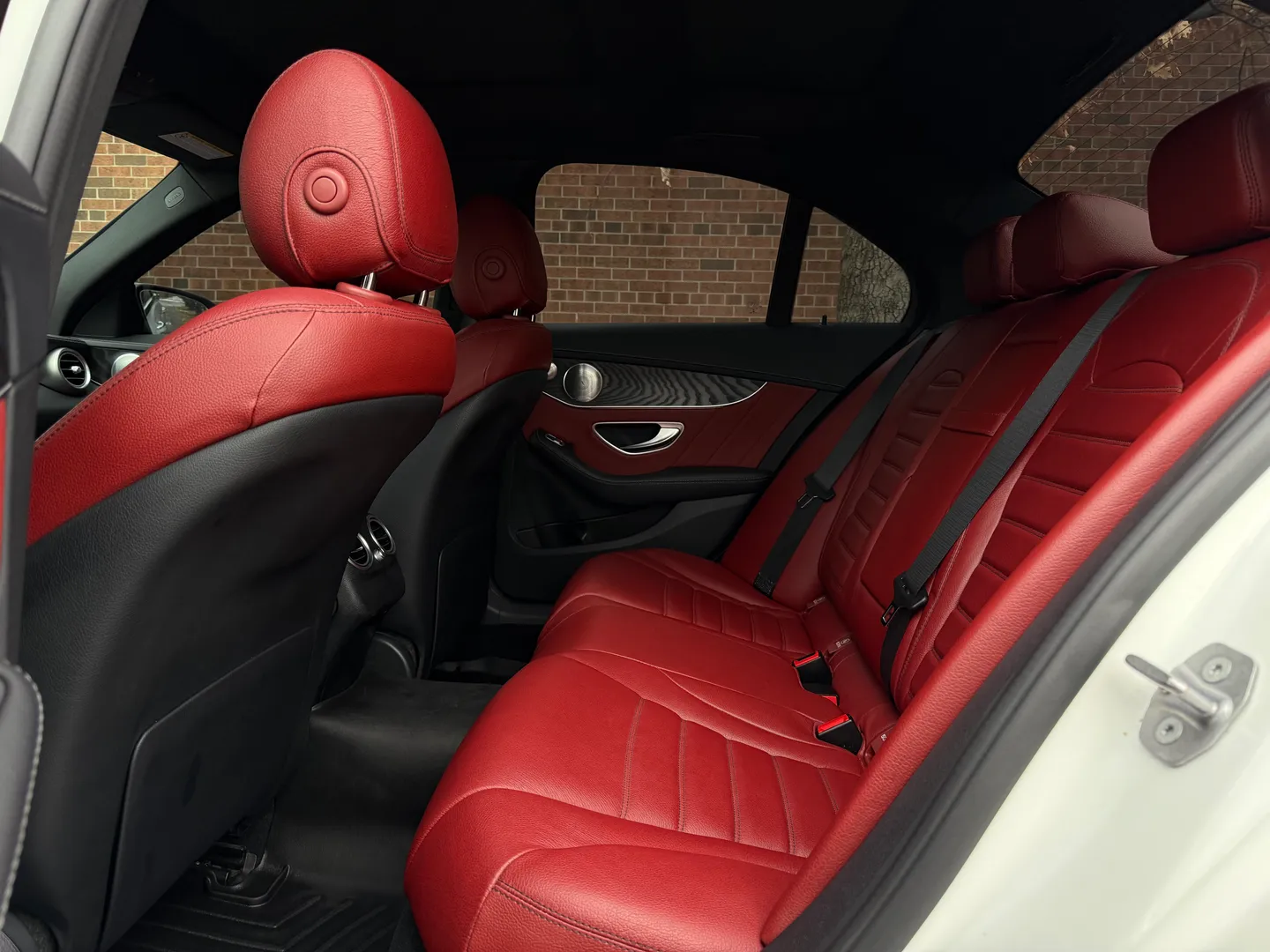 Mercedes Benz C43 AMG Sedan — photo 87