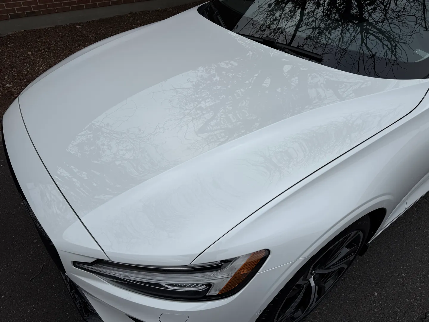 Volvo S60 Plus Dark Theme — photo 13