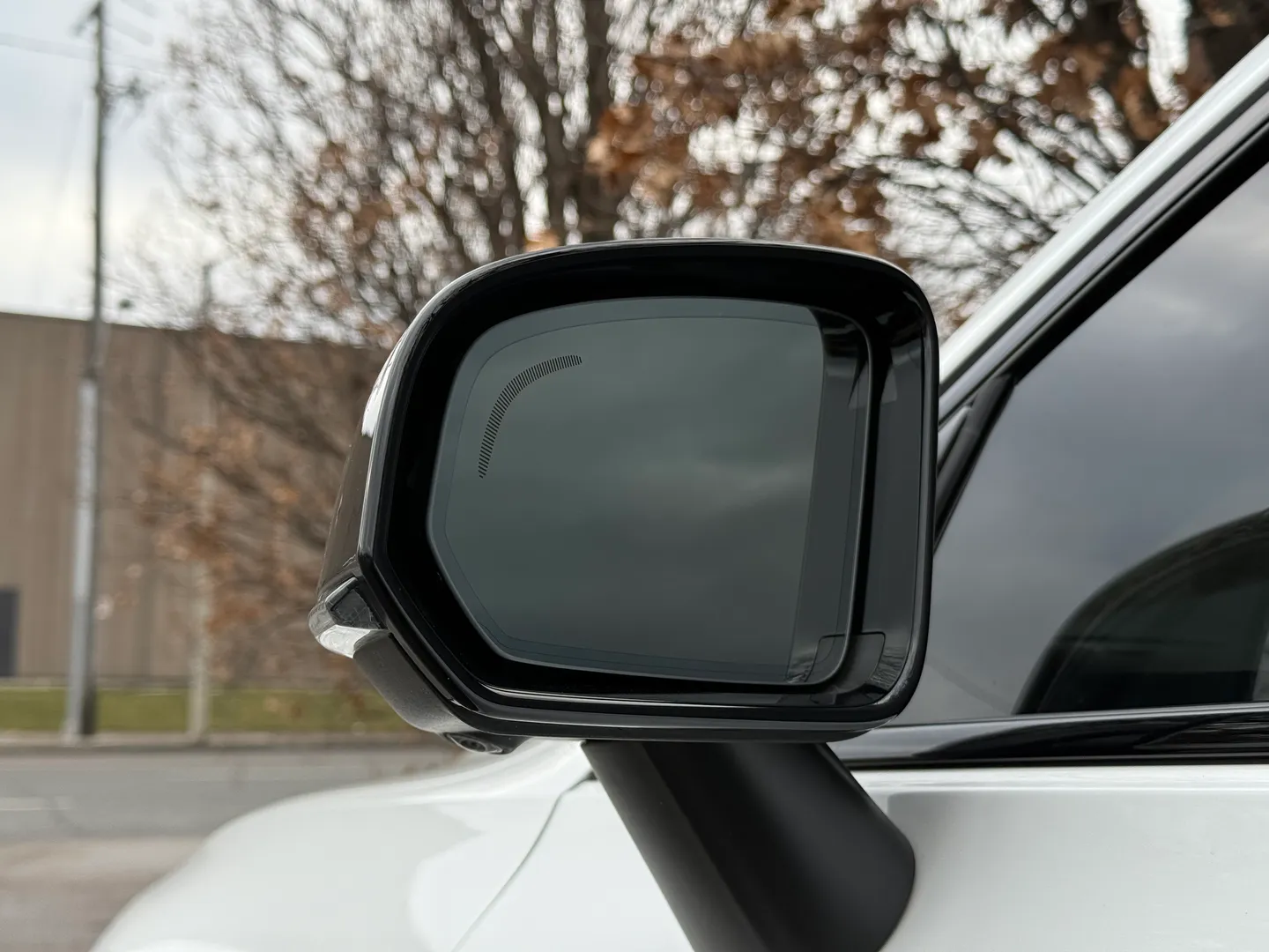 Volvo S60 Plus Dark Theme — photo 18