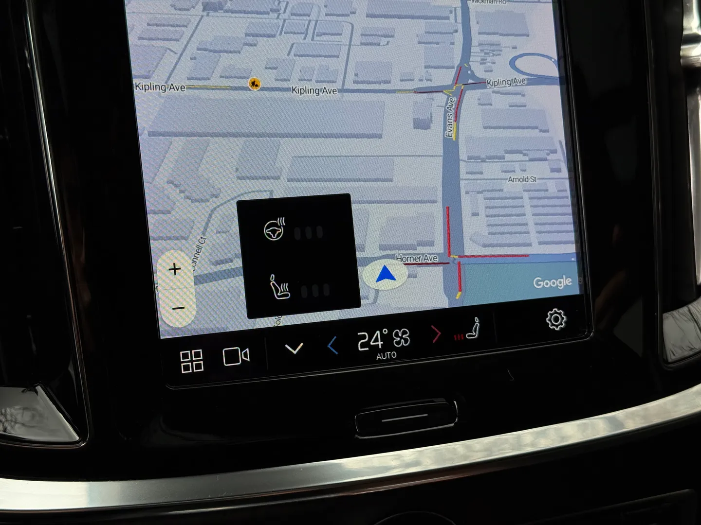 Volvo S60 Plus Dark Theme — photo 48
