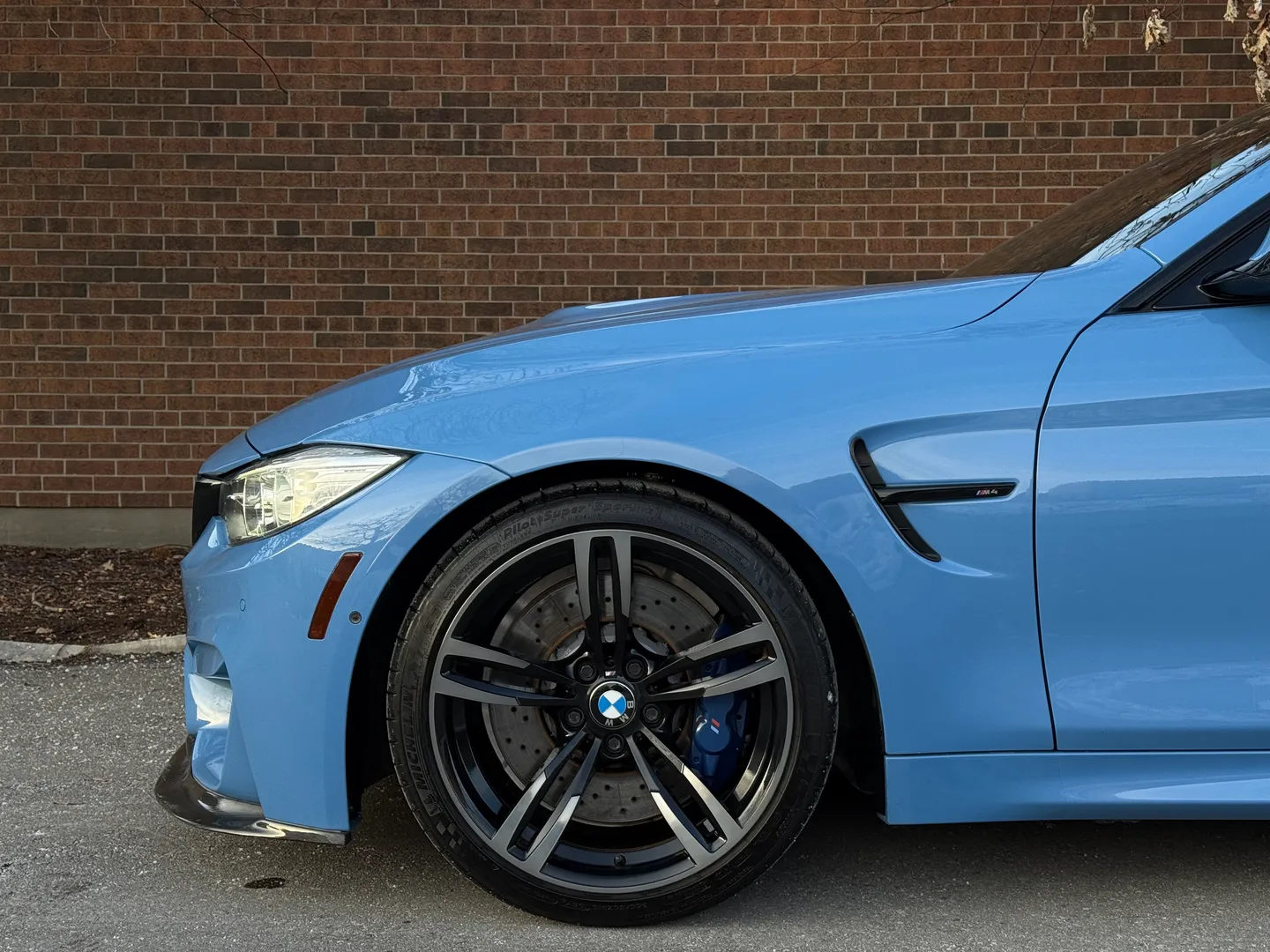 BMW M4 DCT Coupe M Performance Exhaust — photo 12