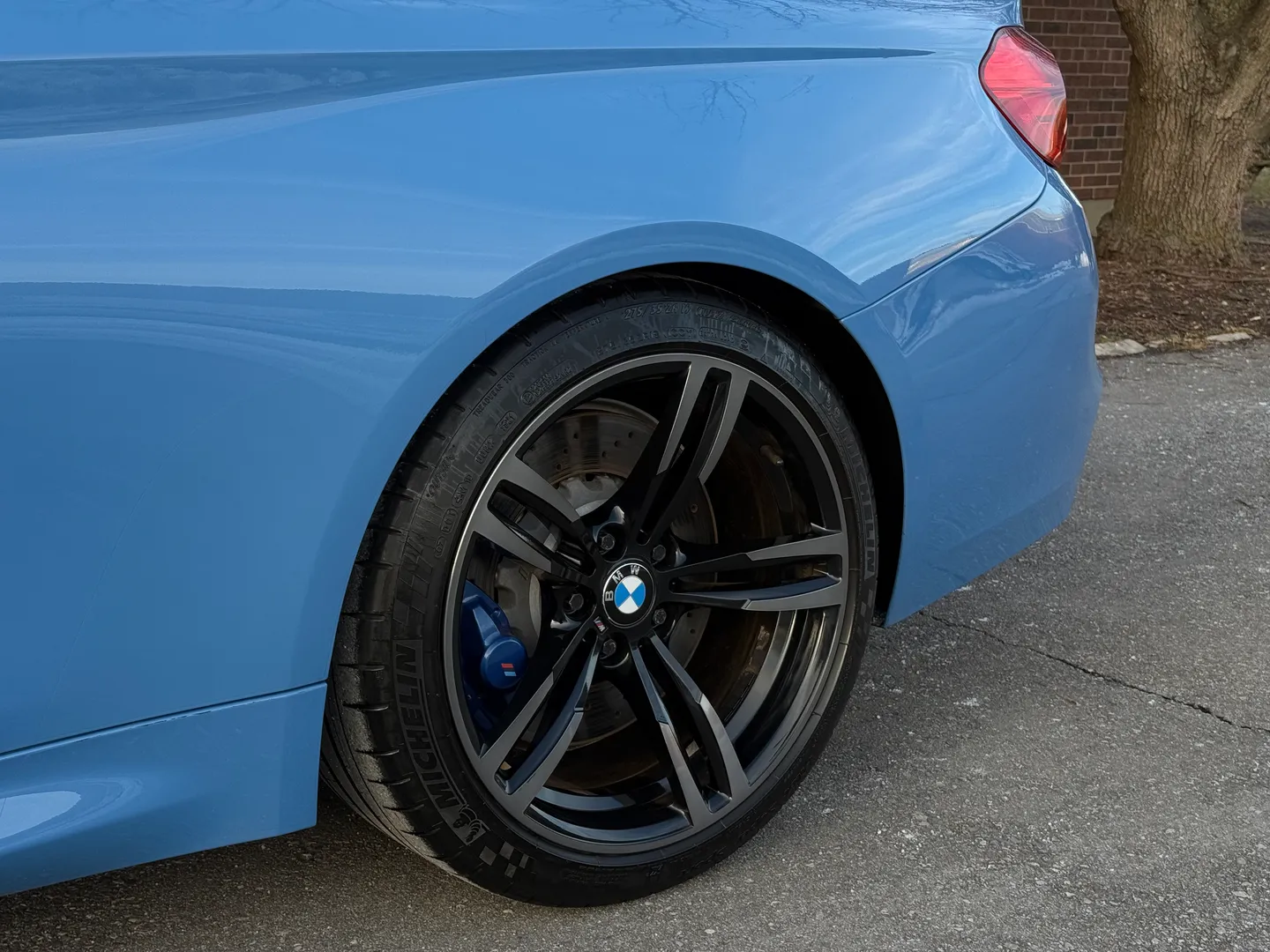 BMW M4 DCT Coupe M Performance Exhaust — photo 15