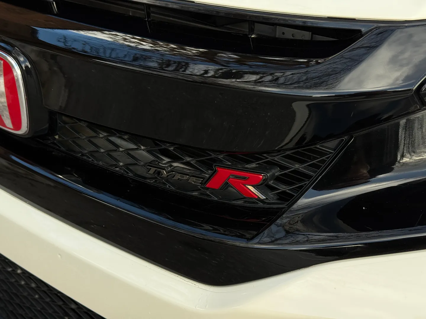 Honda Civic Type R 6 Speed Manual — photo 9