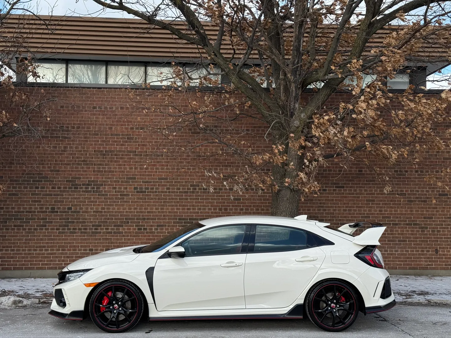 Honda Civic Type R 6 Speed Manual — photo 11