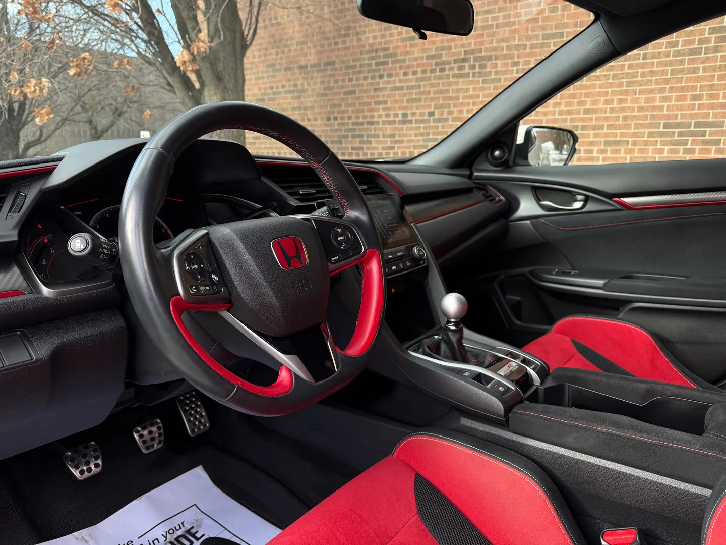 Honda Civic Type R 6 Speed Manual — photo 39