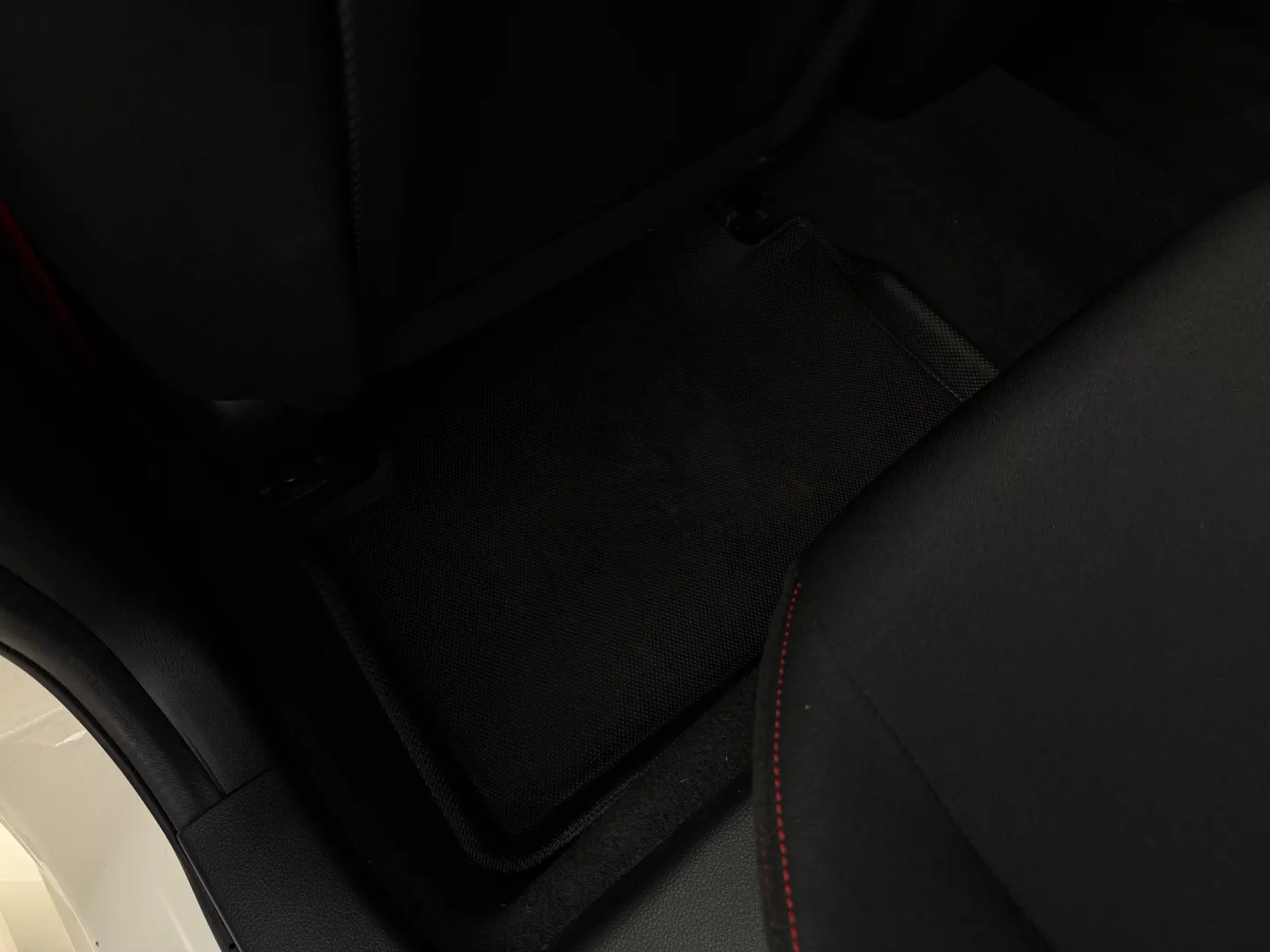 Honda Civic Type R 6 Speed Manual — photo 86