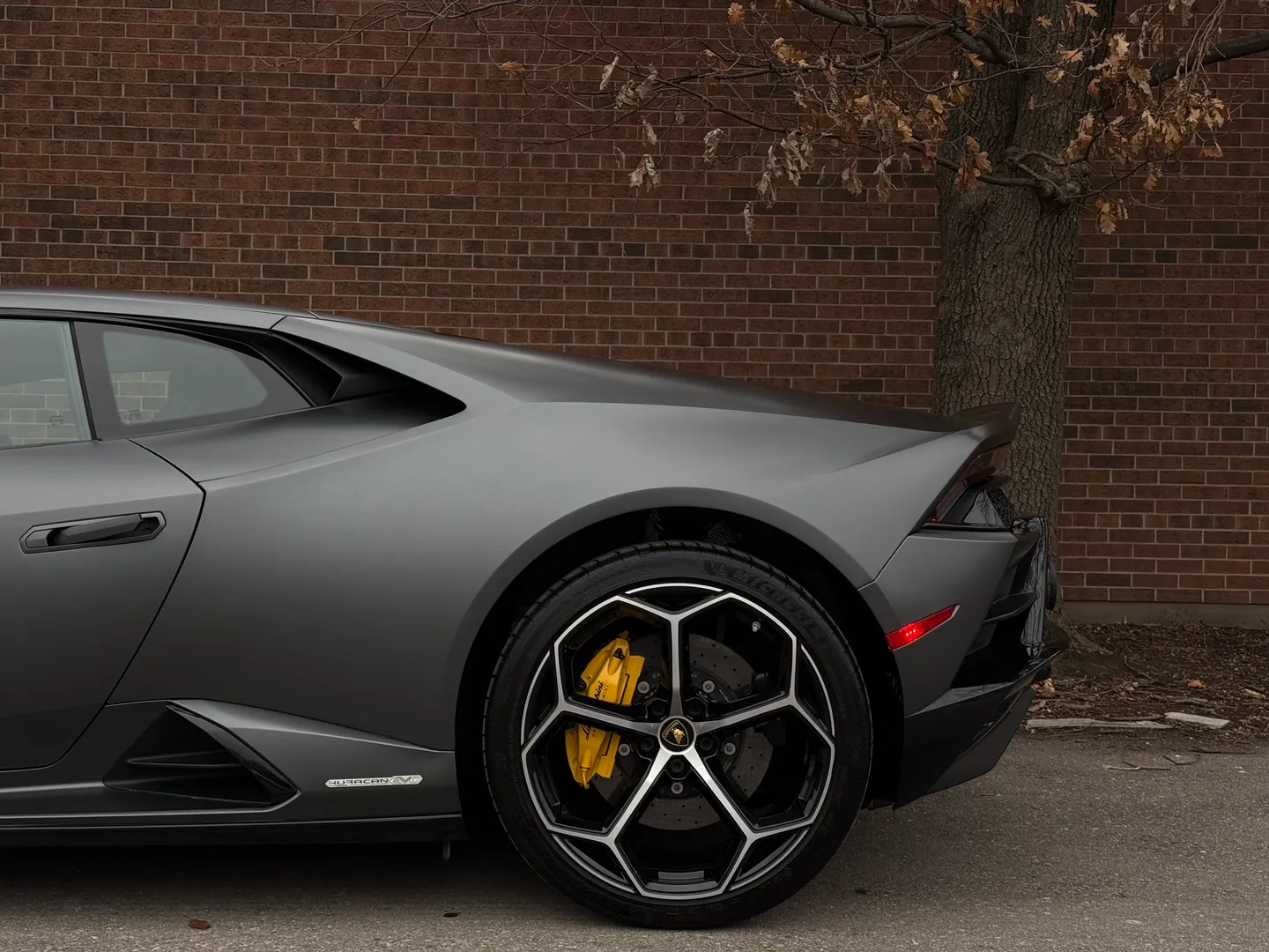 Lamborghini Huracan Evo LP 640-4 Coupe — photo 13