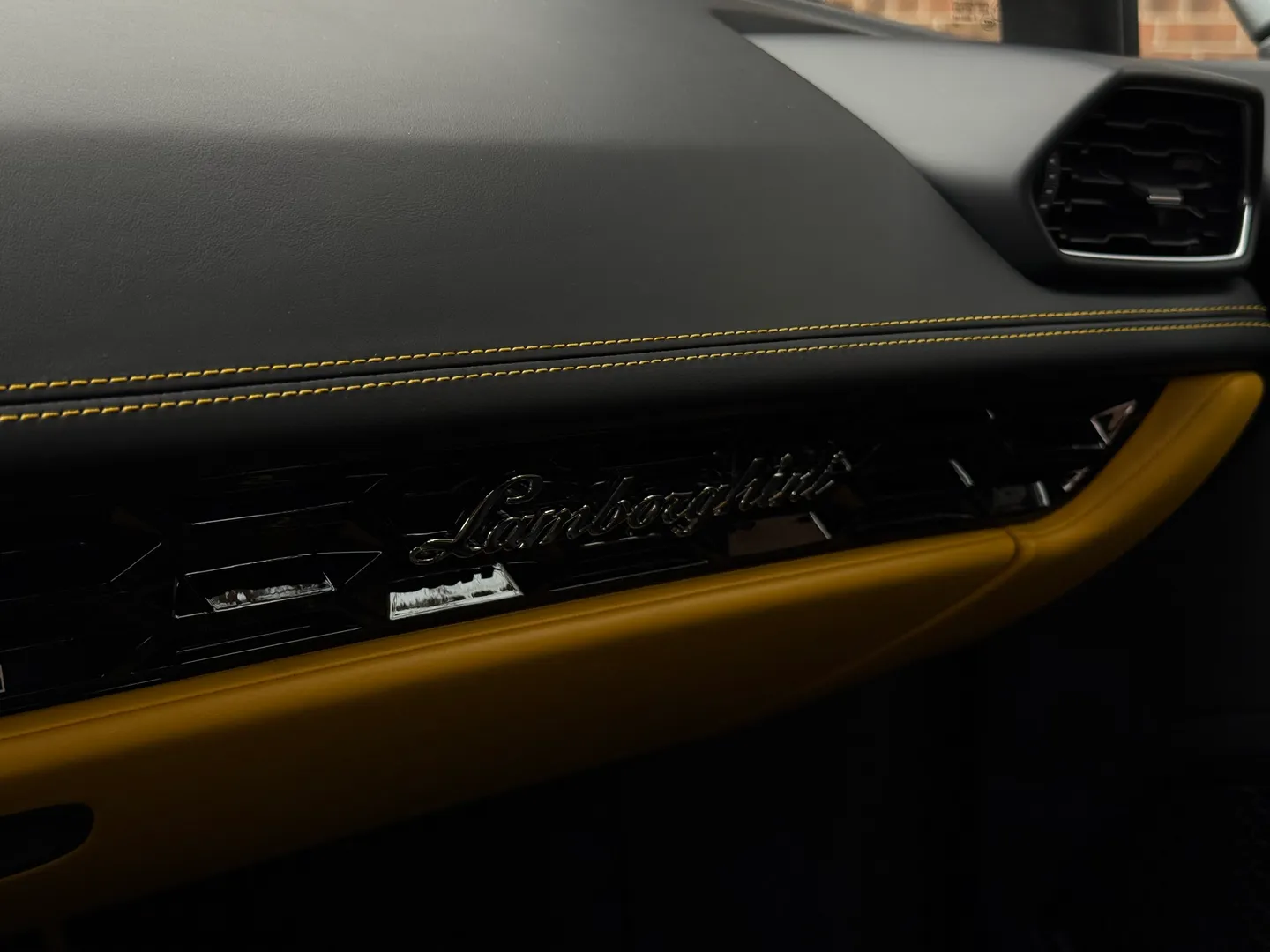 Lamborghini Huracan Evo LP 640-4 Coupe — photo 61