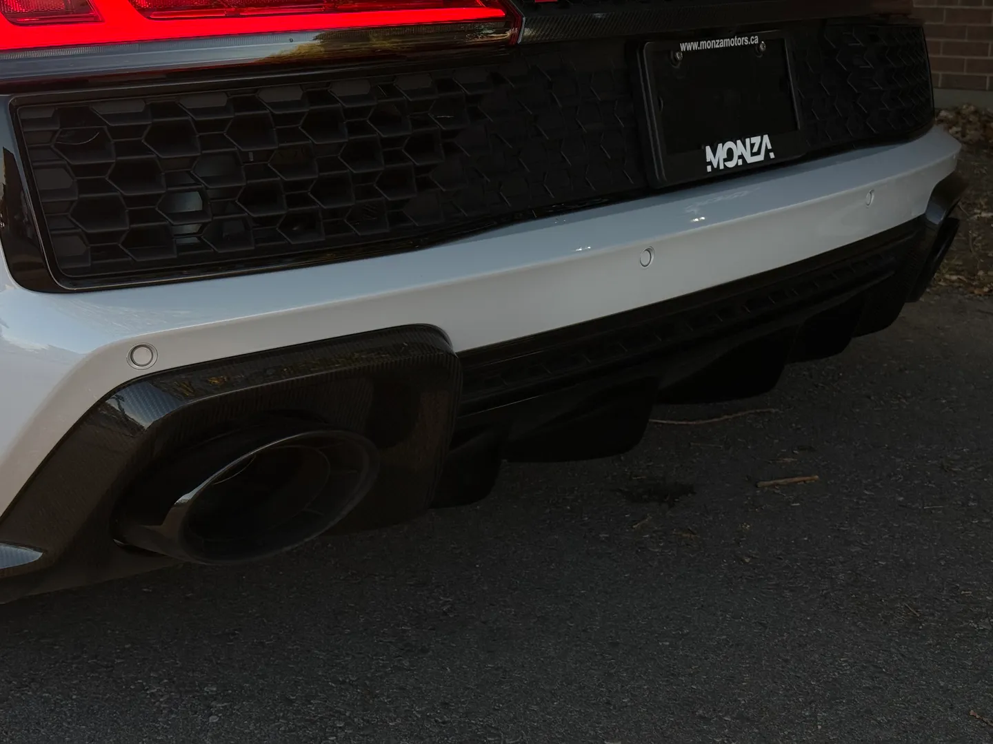 Audi R8 V10 Performance Plus Spyder — photo 30