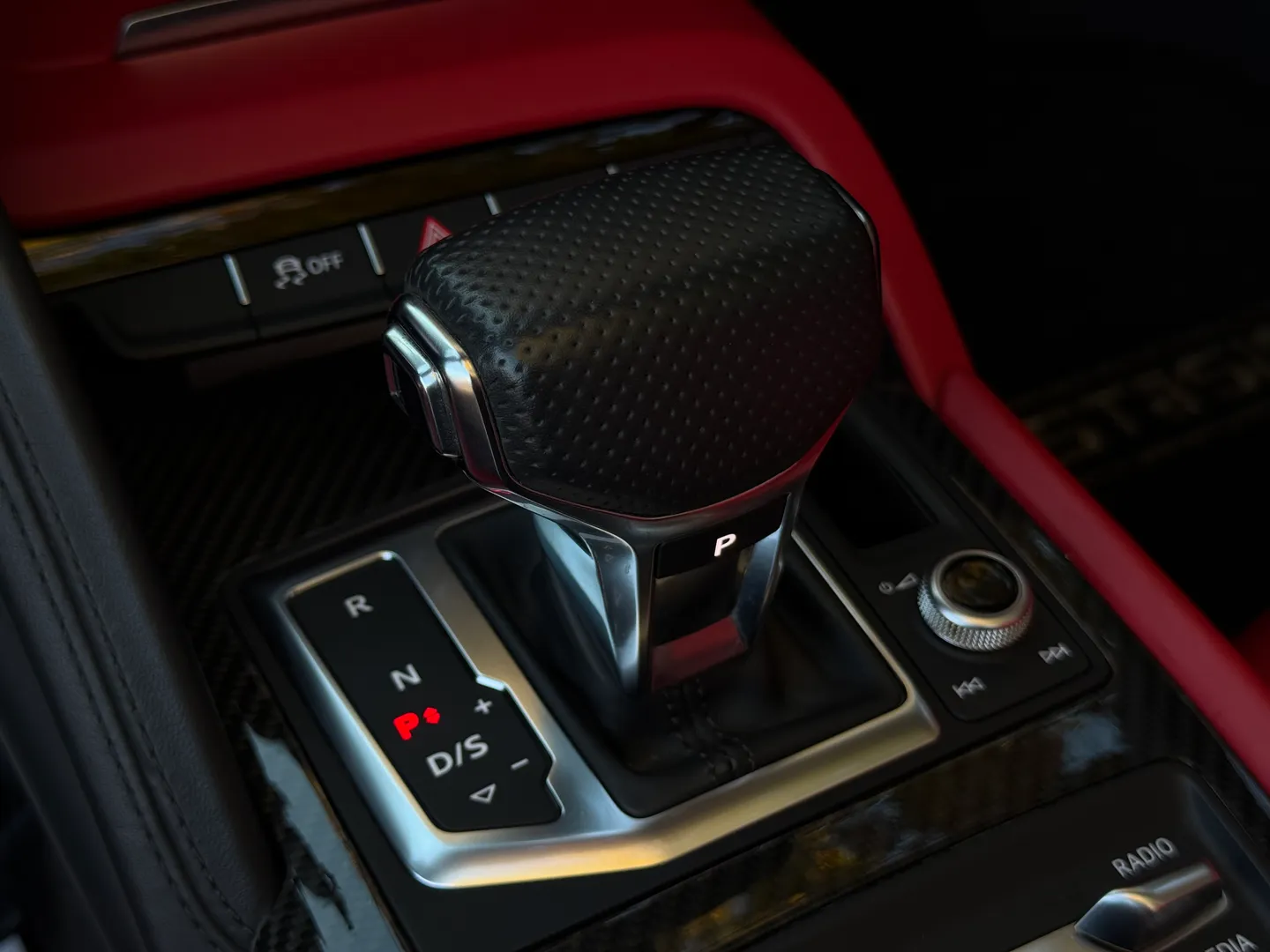 Audi R8 V10 Performance Plus Spyder — photo 51