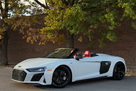 Cover image of 2020 AUDI R8