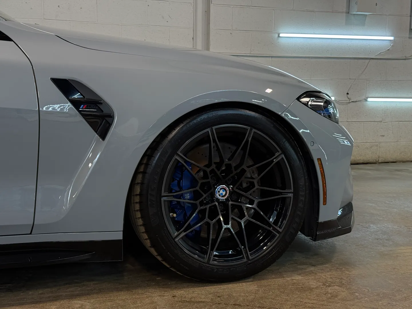 BMW M4 Competition Coupe — photo 6