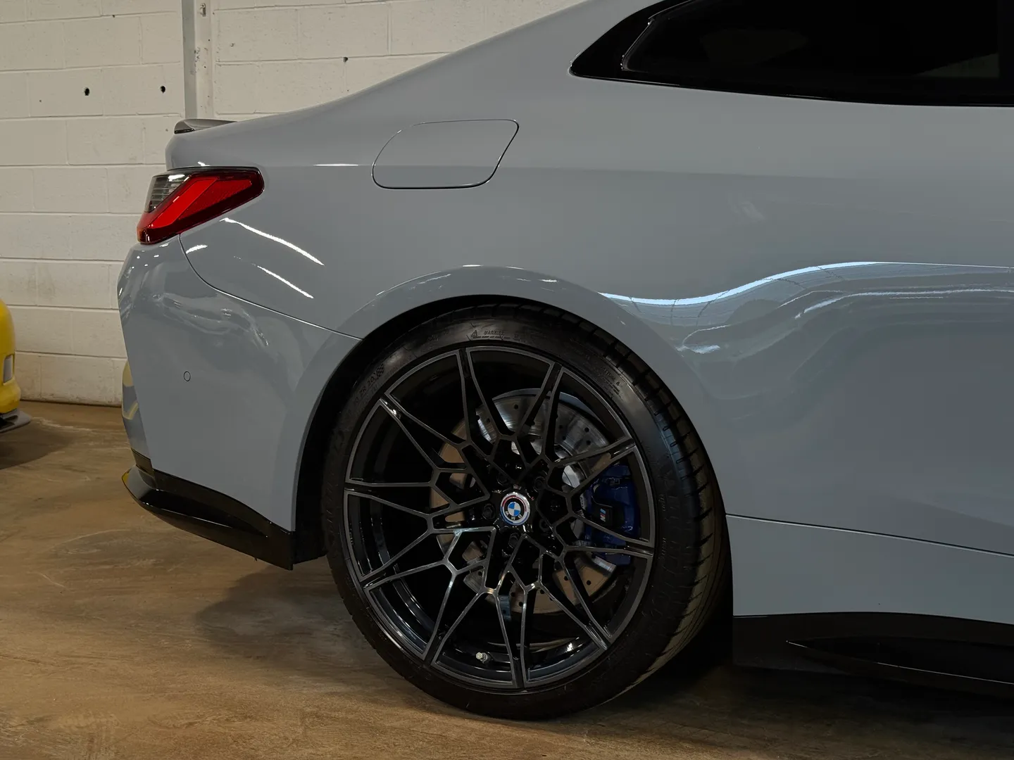 BMW M4 Competition Coupe — photo 7