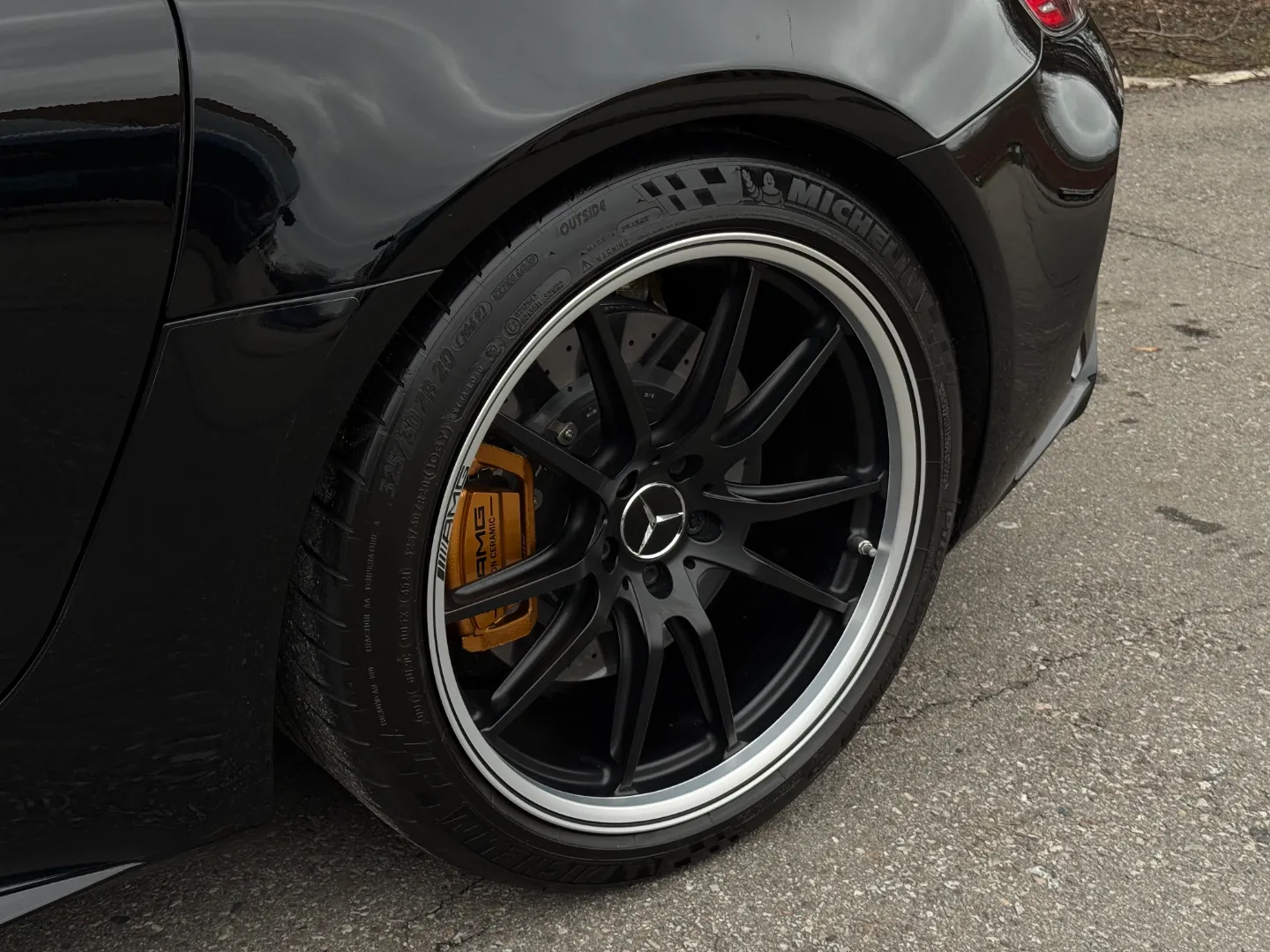 Mercedes Benz AMG GTR Coupe  — photo 16
