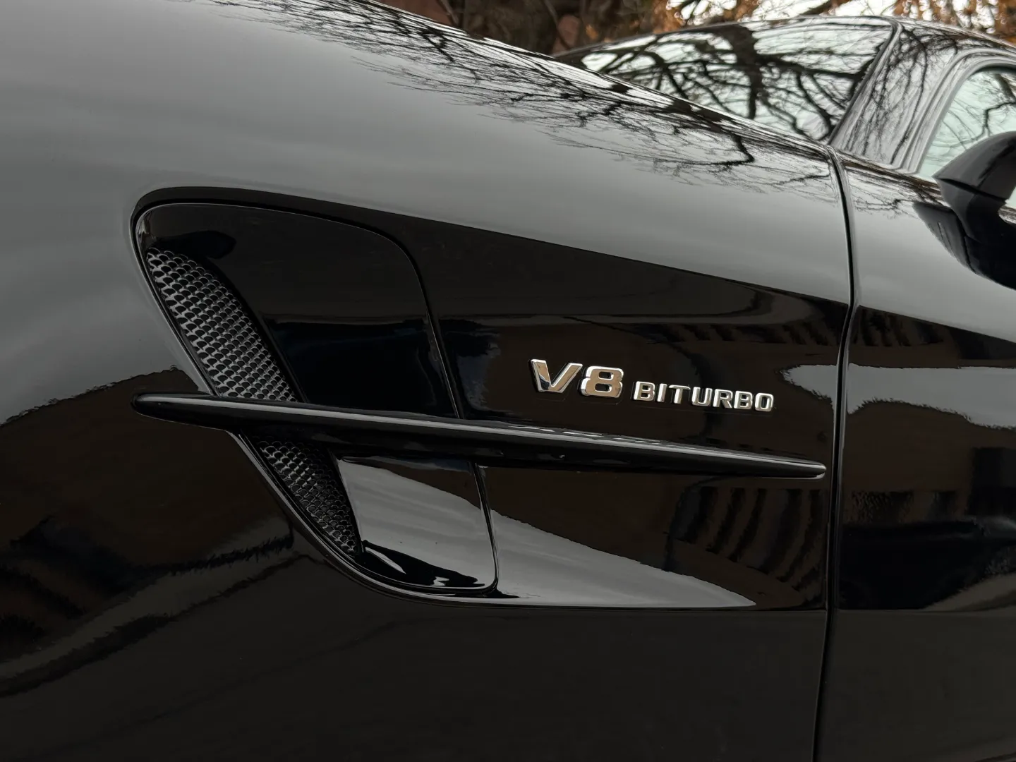 Mercedes Benz AMG GTR Coupe  — photo 18