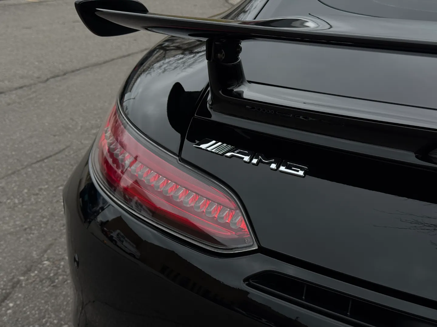 Mercedes Benz AMG GTR Coupe  — photo 31