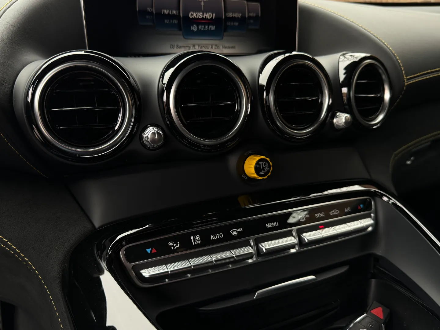 Mercedes Benz AMG GTR Coupe  — photo 57