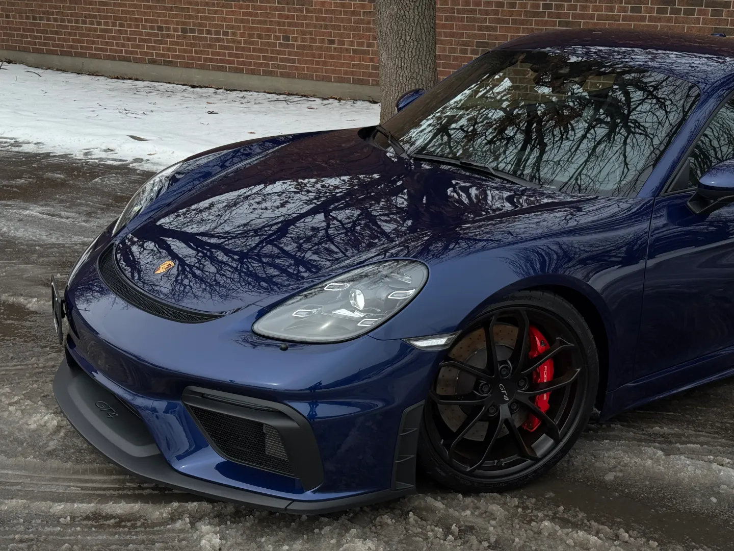 Porsche 718 Cayman GT4 6 Speed Manual — photo 3