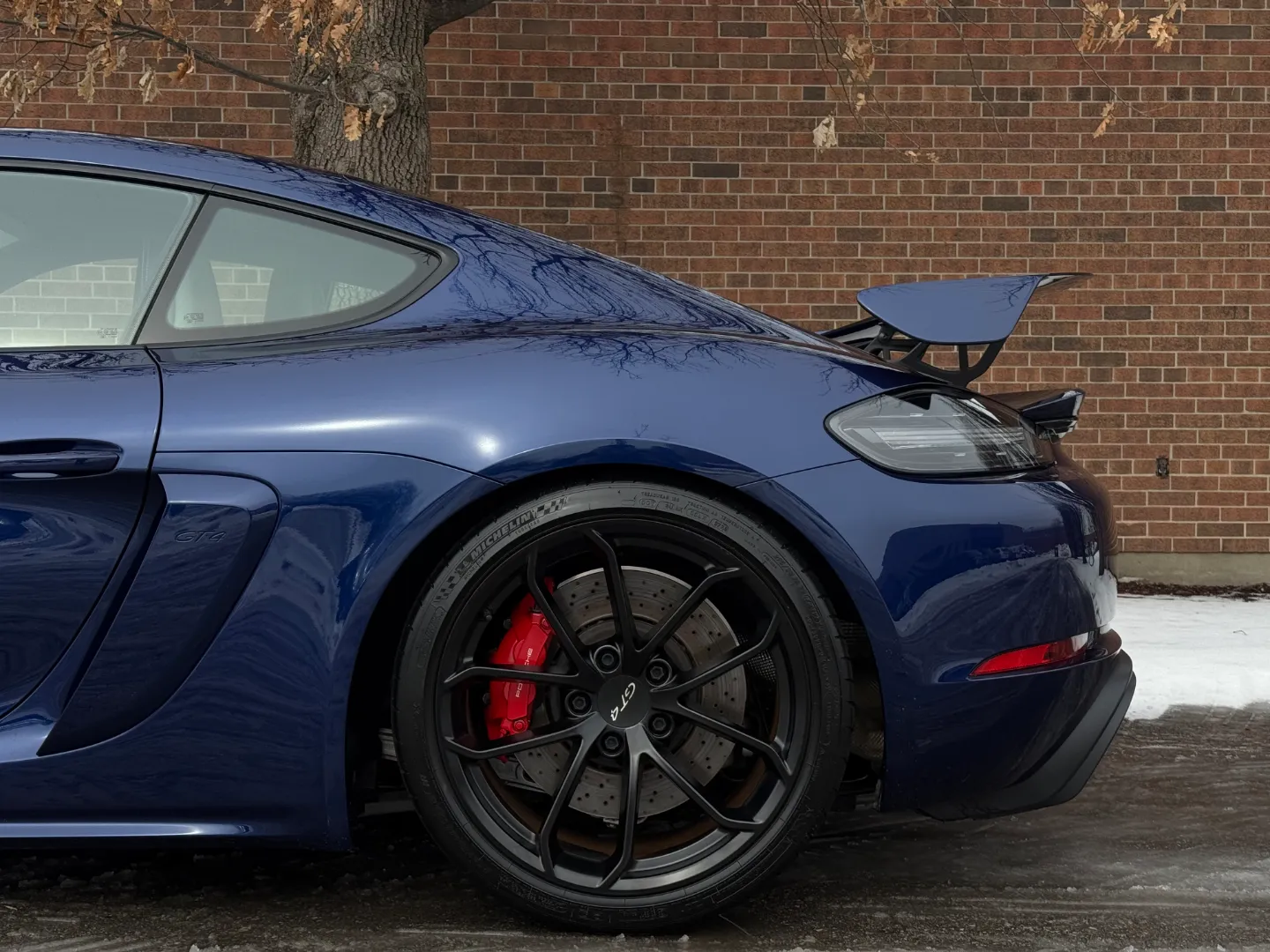 Porsche 718 Cayman GT4 6 Speed Manual — photo 14