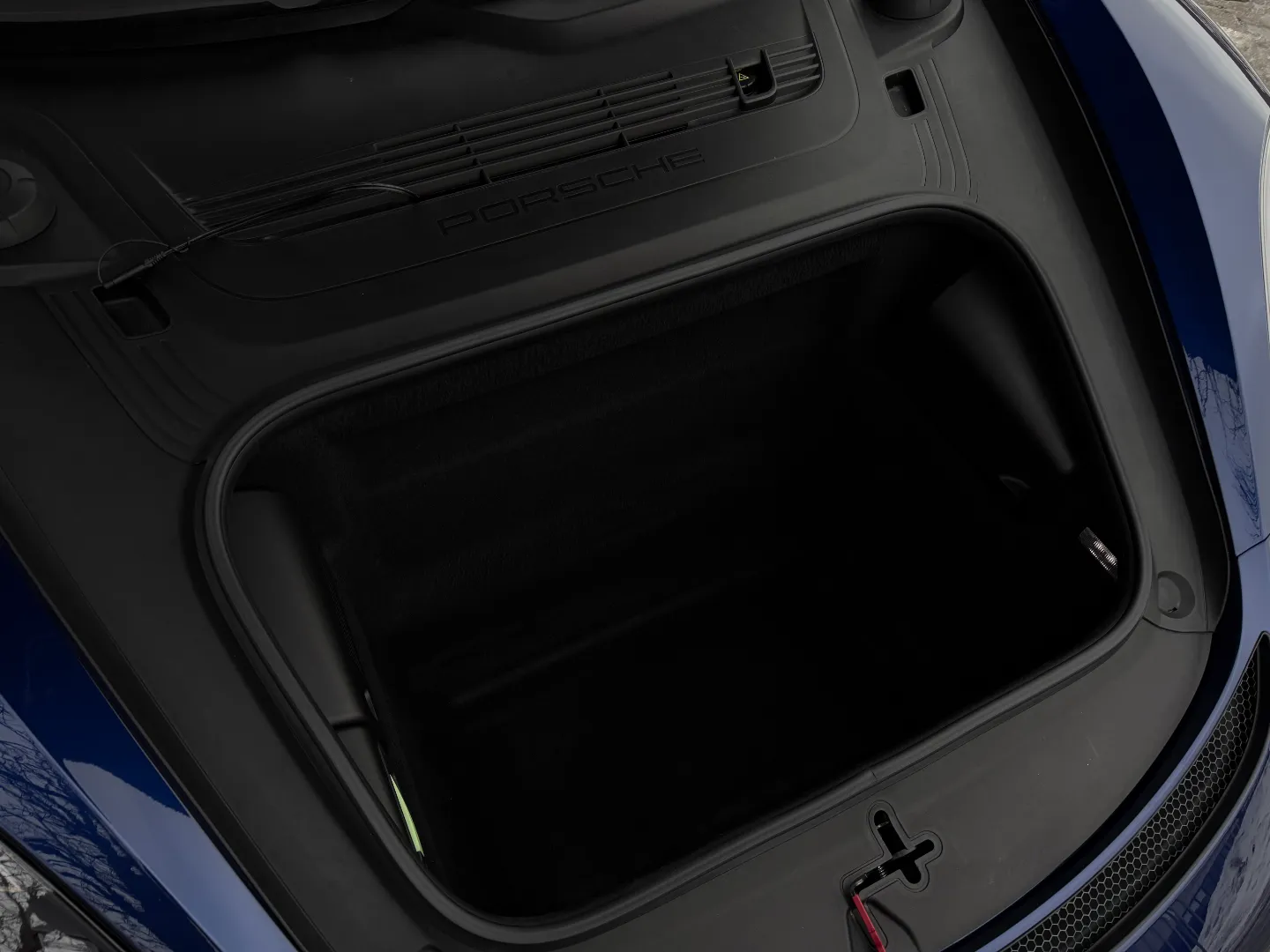 Porsche 718 Cayman GT4 6 Speed Manual — photo 35