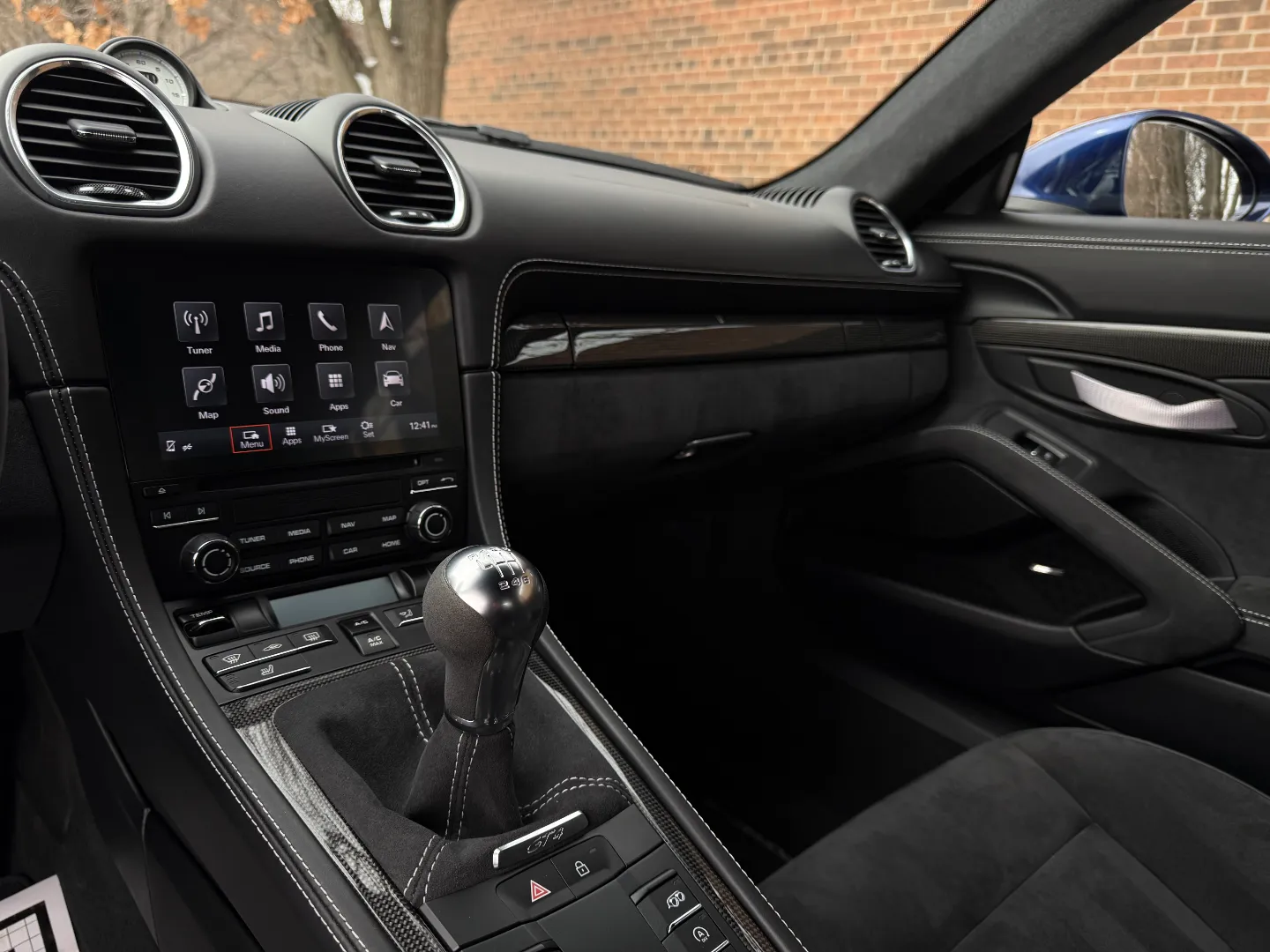 Porsche 718 Cayman GT4 6 Speed Manual — photo 48