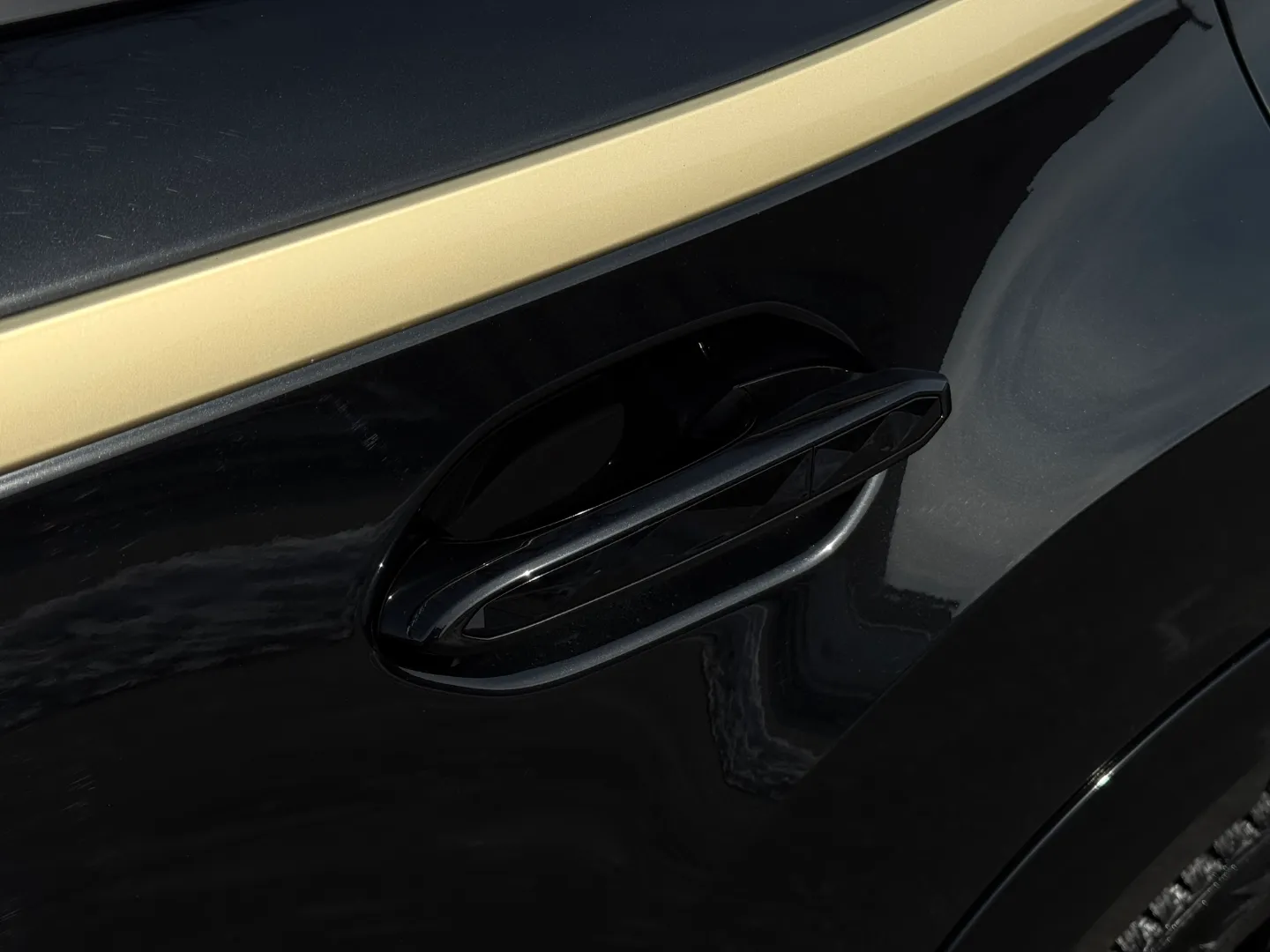2023 BMW XM — photo 19