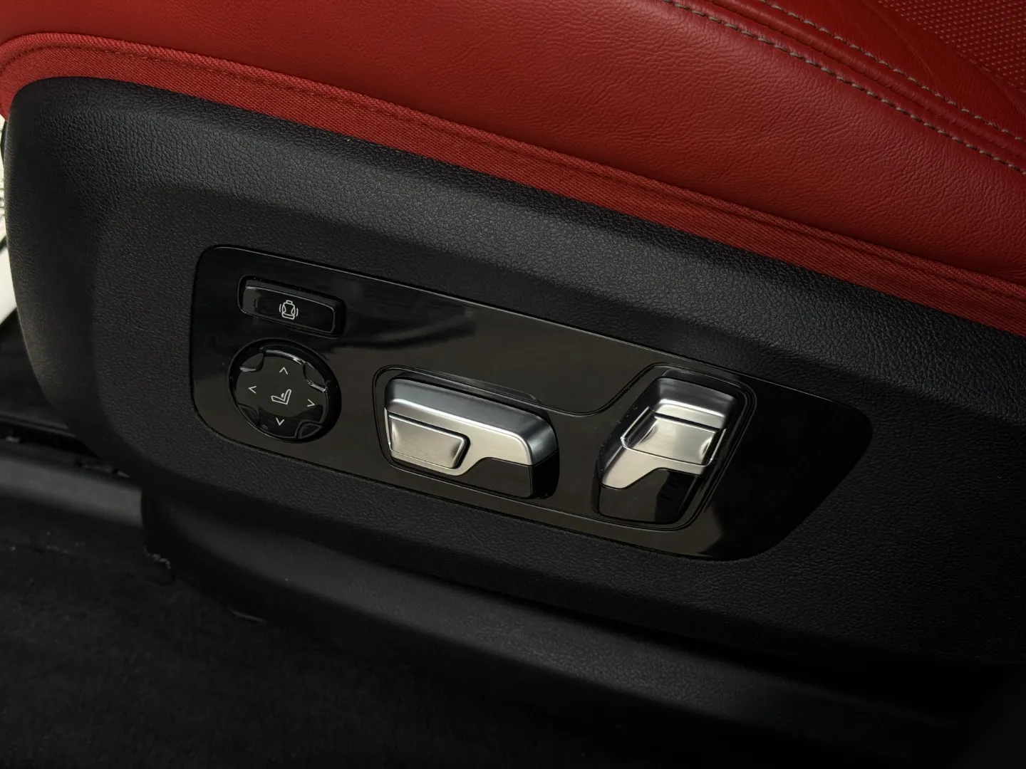 2023 BMW XM — photo 35