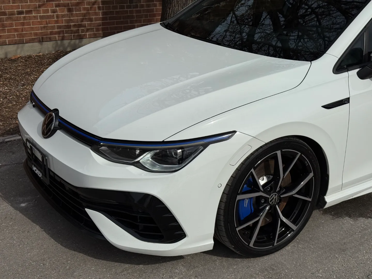 Volkswagen Golf R — photo 6
