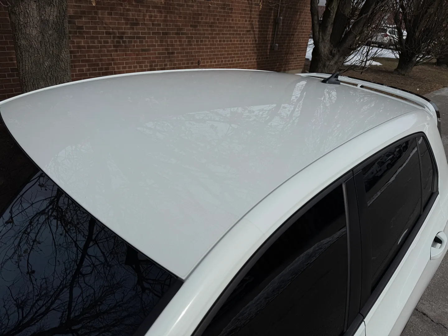 Volkswagen Golf R — photo 20