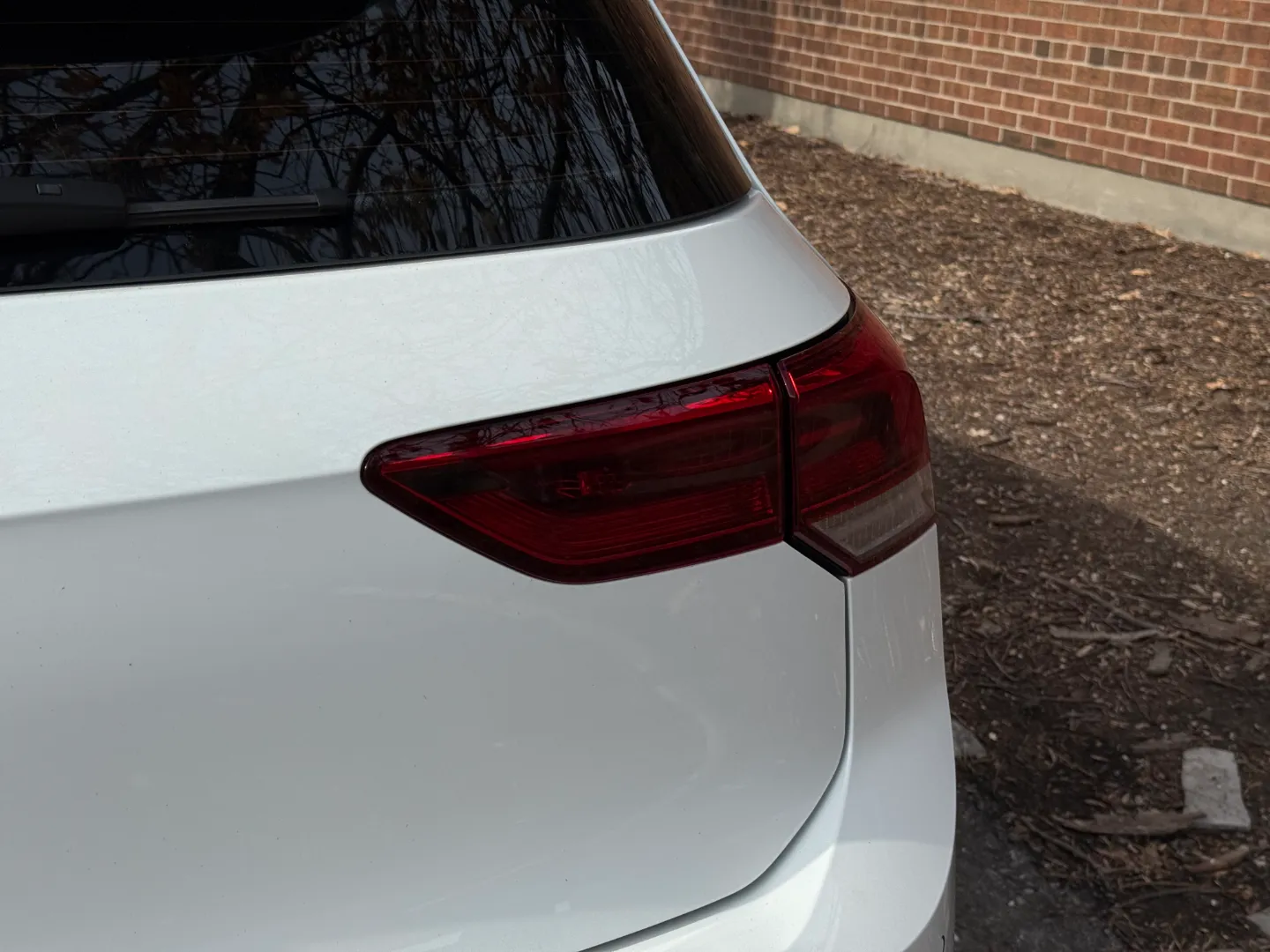 Volkswagen Golf R — photo 29