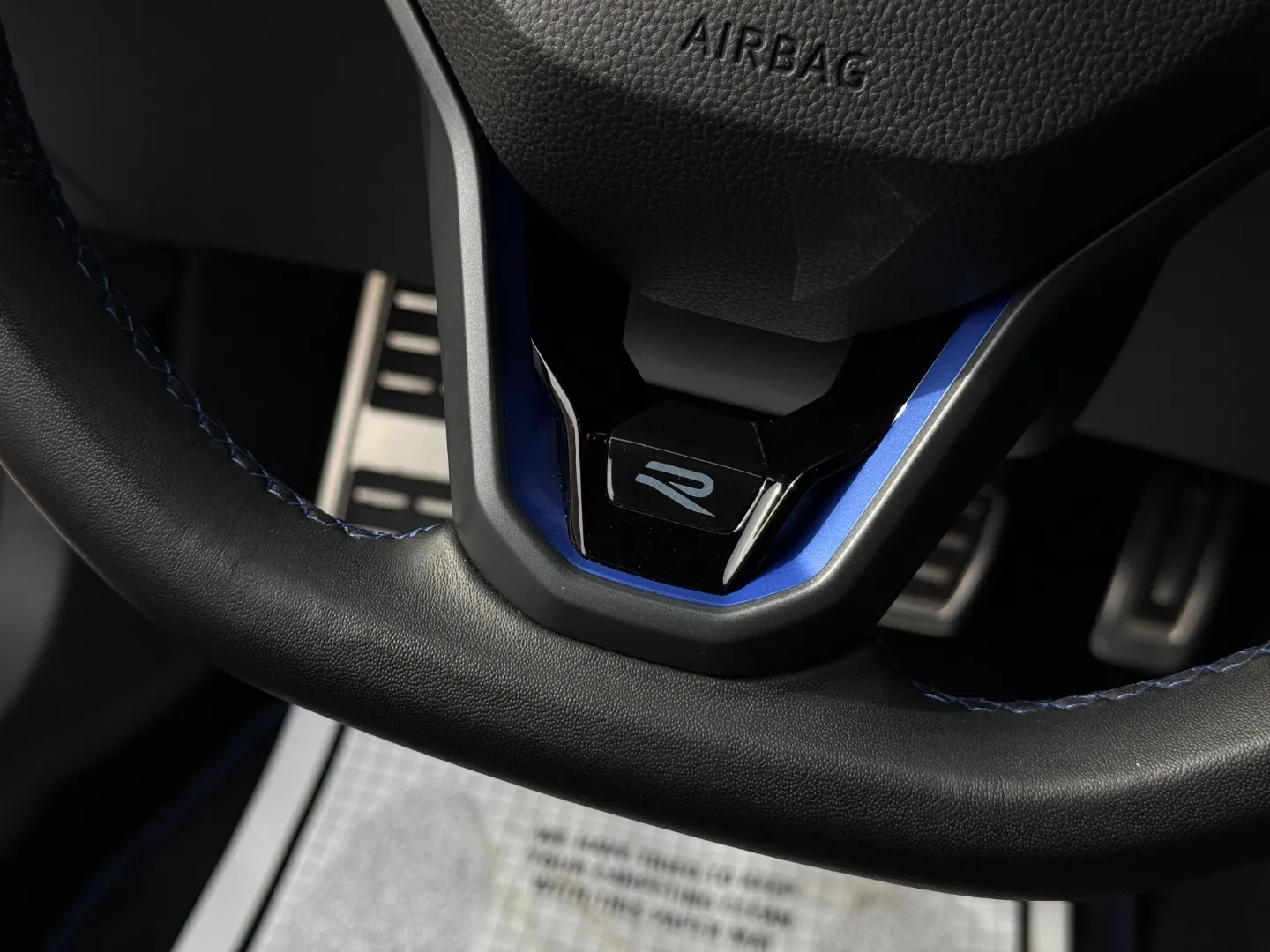 Volkswagen Golf R — photo 75