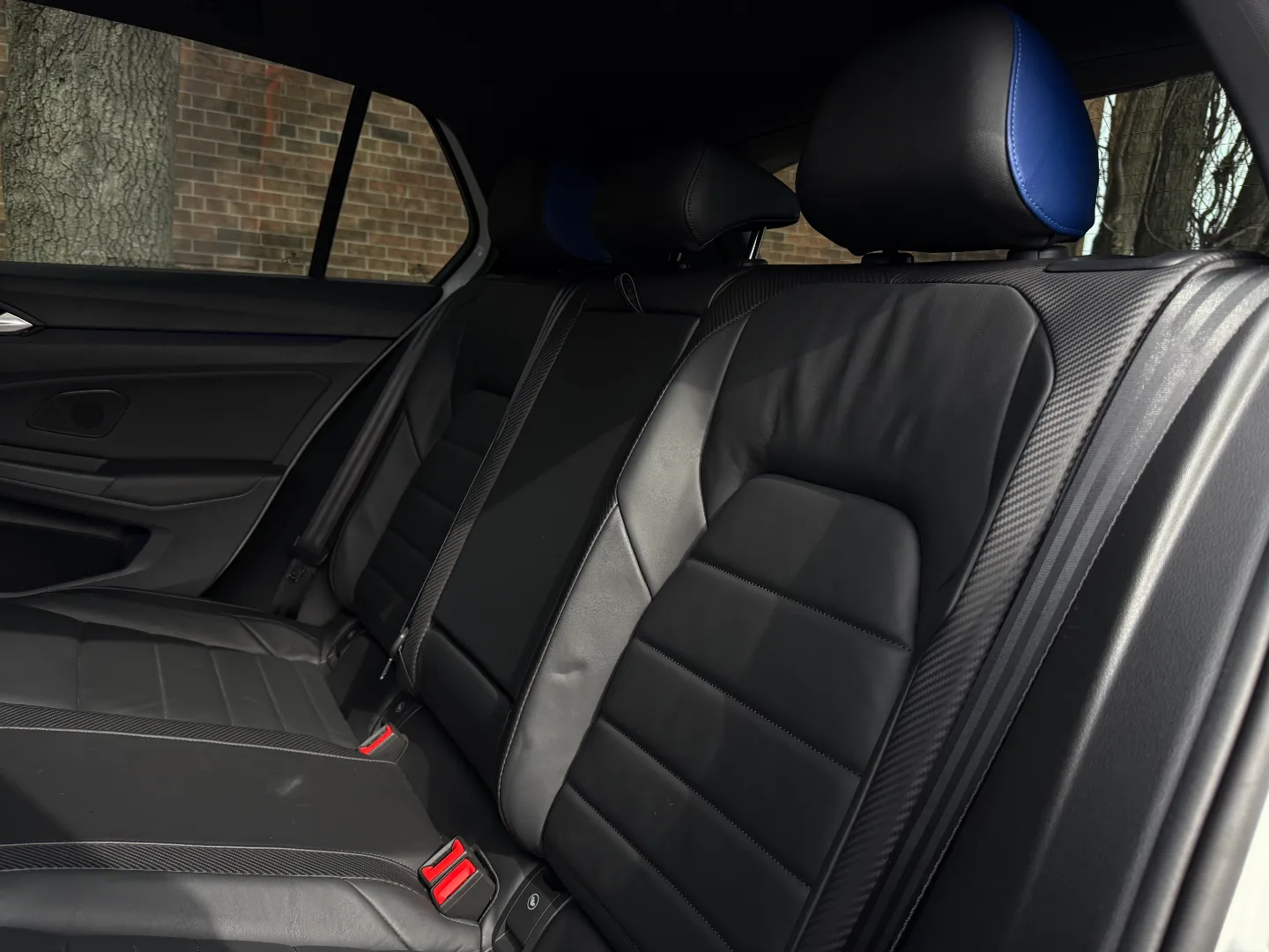 Volkswagen Golf R — photo 87
