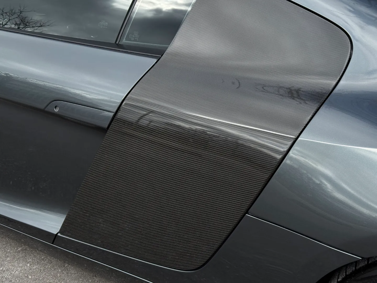 Audi R8 V8 Gated 6 Speed Manual Coupe — photo 19