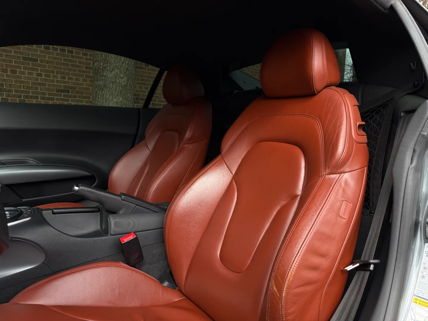 Audi R8 V8 Gated 6 Speed Manual Coupe — photo 38